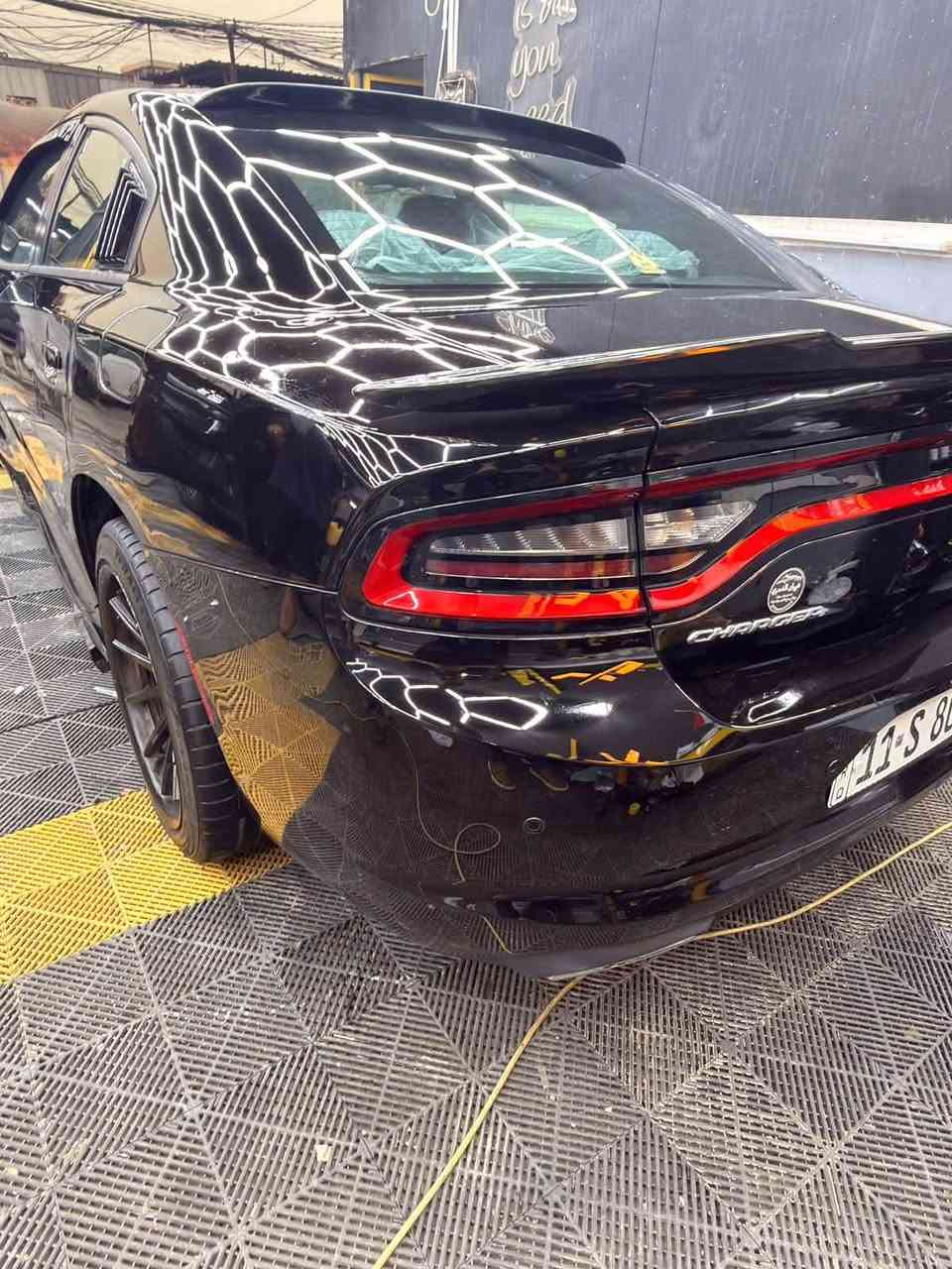 جارجر 2019SXT
حادث موضح بل صور صفحه السايق لغد شاصي مكفول 
صفحه مصبوغ بيه 3 قطع وباب مبدل بلادي الخلفي 
تو ويل
فتحه سقف 
بصمه 
كشن كهرباء وجلد 
محدثه اس ار تي 
مكان السياره بغداد سيديه 
سعر 178
***********

نص مكتوب في الصور:
- BidHistory.org 000-28200416 - 08/05/2020 - IAA