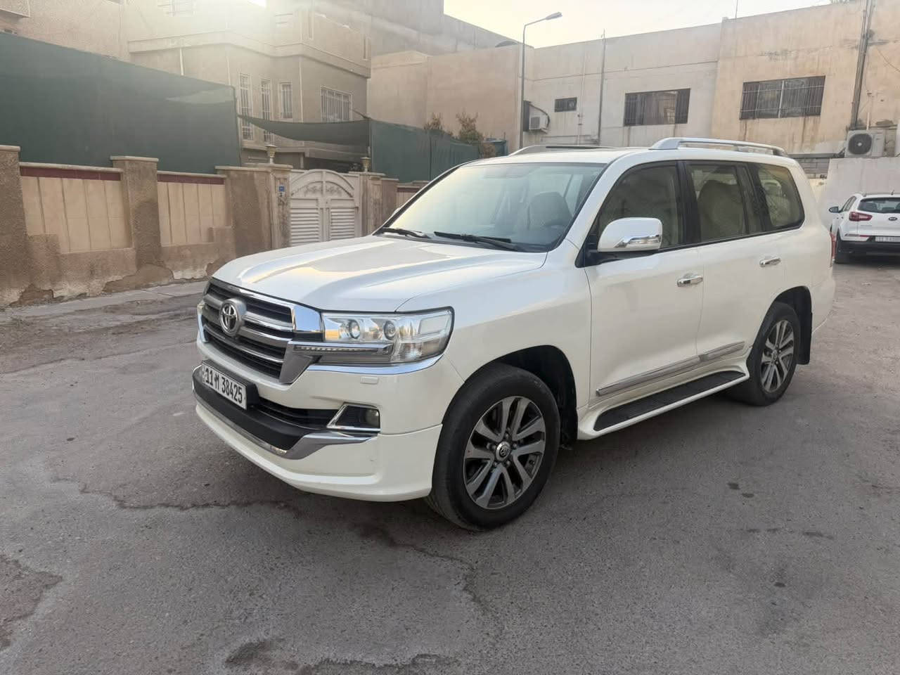 لاندكروزر GXR ماشيه ٨٠الف شركات  بيه بابين وجاملغ  موديل ٢٠١٨ سعر مطلوب ٤٠٠ورقه 
***********
