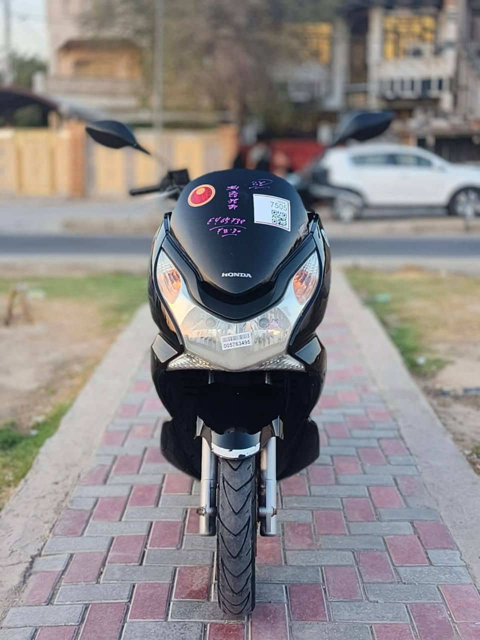 سلام عليكم....
دراجة (PSX)...(جيل الاول)  
🛵للبيع  
دراجة شلعه معدل كهربائيات كلهه شغاله 
دراجة جديده  بلادية
أي نقص مابيهة
جيب فيتر وتعال افحص
العنوان بغداد مدينه الصدر قرب مطعم ليمونة🍋 الاستفسار الاتصال على الرقم 📞 ***********
