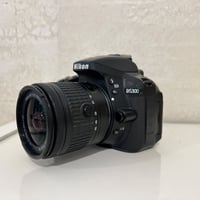 نيكون D5300 • عدسة 18-55 • نظيفة