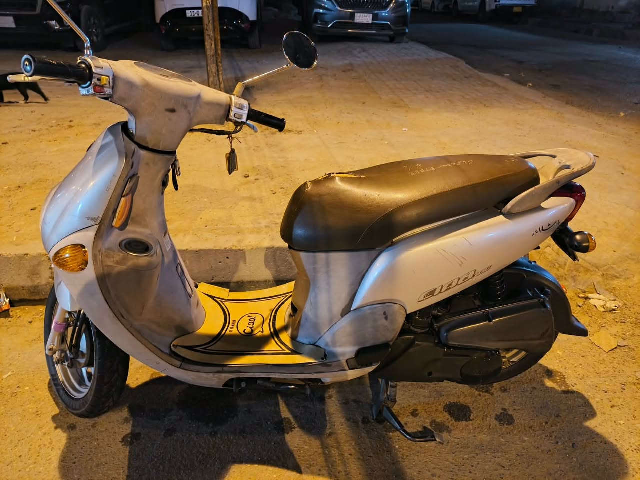 سلام عليكم دراجه للبيع صار اسبوع نازله من الرمبه الدراجه كفاله عامه السعر 950 بيه مجال
العنوان بغداد البلديات شارع المصرف 
***********
