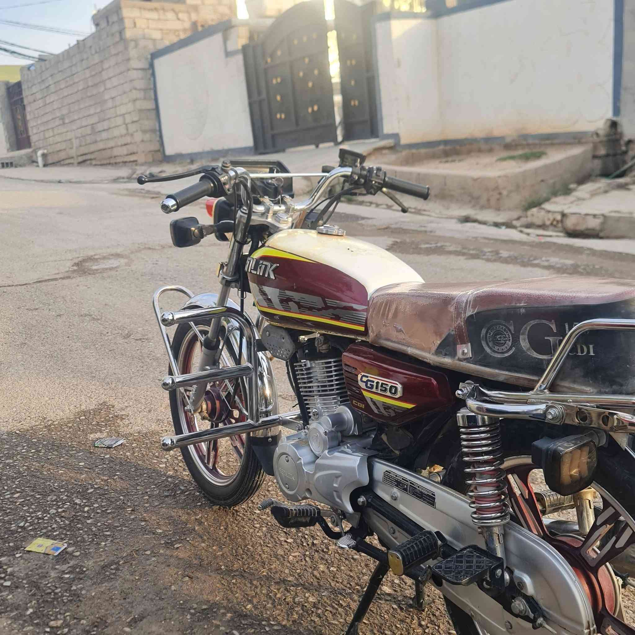 موديل ٢٤ • نضيف • خمسه كير