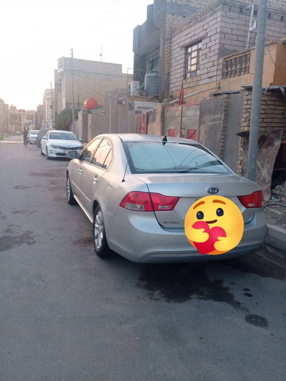 السلام عليكم كيا اوبتيما للبيع موديل 2009 خليجي مكينه 2000دوش مكينه وكير وتبريد خير من الله رقم انكليزي للستفسار الاتصال على الرقم ‏‪***********‬‏ مكلف بالنشر
