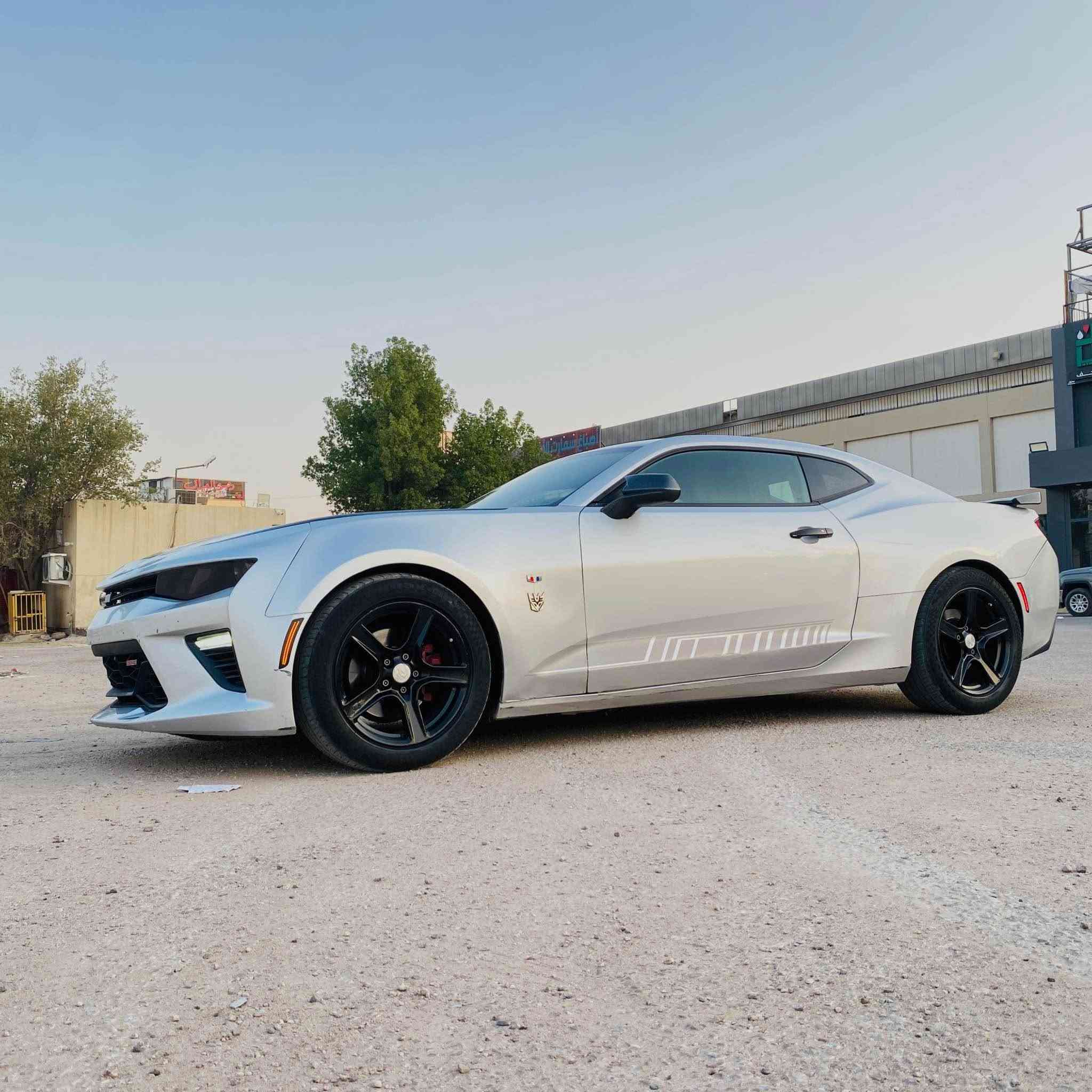 للبيع Chevrolet Camaro Rs بسعر 79 ورقه فقط

موديل 2017 خمسينية 

ماشية 165 الف/Km

 حادثها جاملغ وبنيد وبيها ملاون جاملغ ثاني وباب الصدر بدون اي ضربه داخلية شاصي لغد كفاله وع فحص 

المواصفات 

✅بصمة

✅تشغيل عن بعد 

✅كراسي كهرباء 

✅نظام صوت دمام 

✅شاشة كامرة بلادي 

✅شفتات ستيرن 

✅ثلاث انظمة قيادة 

✅برمجة براوح وبرمجة كامله للكير والمكينه 

✅كزوز صوت طرب 

✅تخم تاير جديد

✅بطارية جديدة 

✅ادامة كامله للمكينه من بلكات ونوزلات وحساسات 

❌السيارة نقصها صدر امامي بي طكطكه خفيفه ومكينه بيها خيط بخار كلش خفيف وشرط لا صوت ولا تنقيص 

✅السيارة كلش قوية ومال مطارح وعندي فيديوات لقوتها 

عليها غرامة 8 ورقات 

السعر—79 — صافي قفل  

السيارة كلش جديدة وما متعوبه عدى الملاحظات المذكورة 

للاستفسار ***********

📍النجف النجف, العراق
