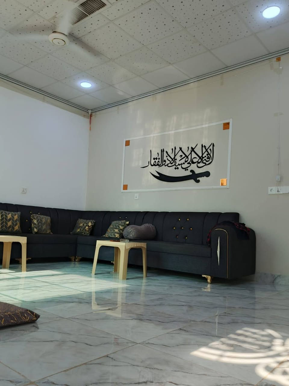 ٢٠٠م • واجهه ١٠م • ٤ غرف نوم