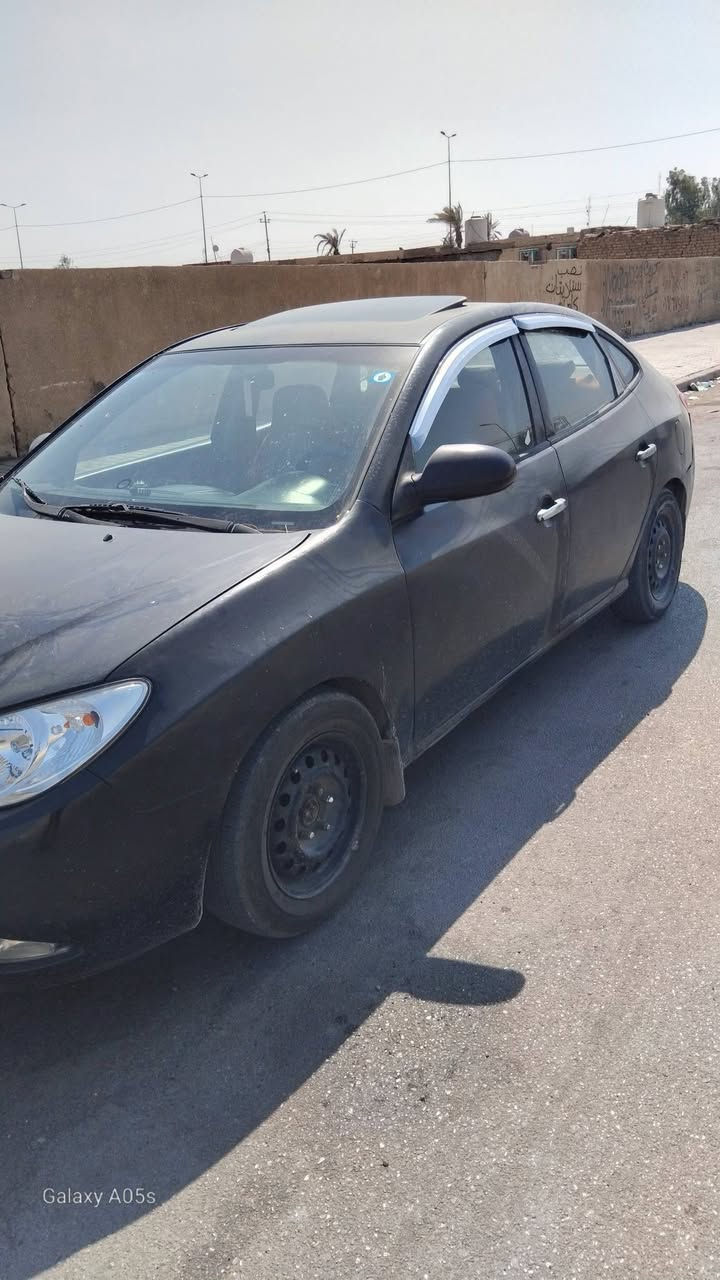 النترا للبيع رقم انبار مشروع وطني بسمي تحويل ثاني يوم
موديل 2007 فول فتحه محرك 2000 
تبريد ثلج صبغ عام اثر جراد صبغته مو حلوه ينراد تنعاد 
كهربائياتها وامورها كله وضع شركه 
دواخل بالكارتون جديده مكاني بغداد محموديه
سعر 70 وبيها مجال ان شالله 
***********

