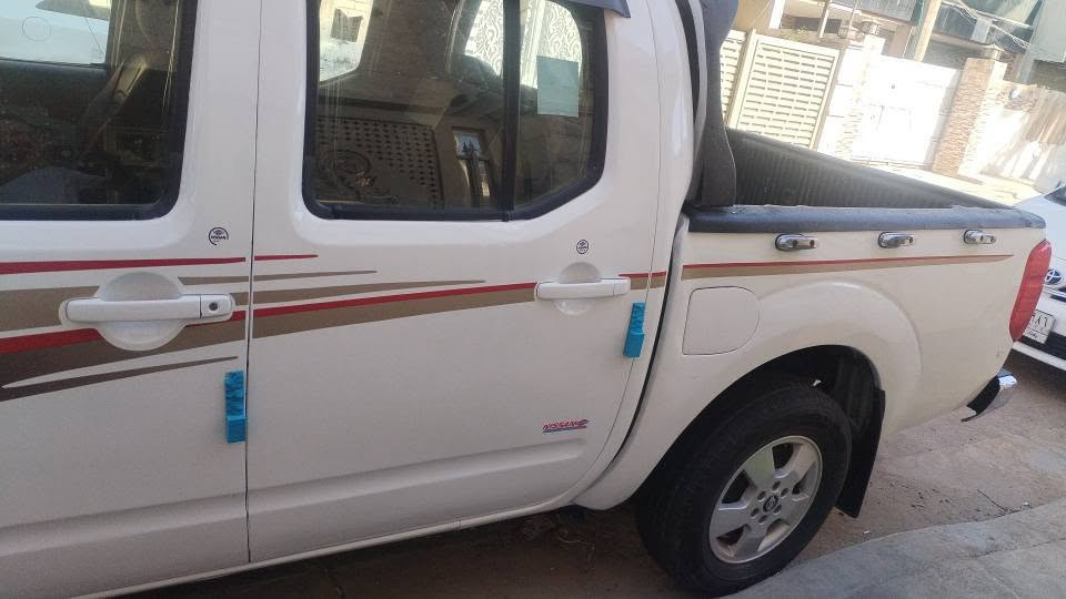 بيكب نيسان نيفارا ٢٠١٢ رقم بغداد انكليزي باسمي محرك بلادي لاتبخير ولا تنقيص كير اوتماتيك تبريد ثلج كهرباءيات شغاله تخم تاير باتري جديد شاشه كبيره كامره
 مصبوغه عام متجايه علي صفحه السايق
السعر ٨٠
مكاني بغداد
***********
*********** بغداد, العراق
