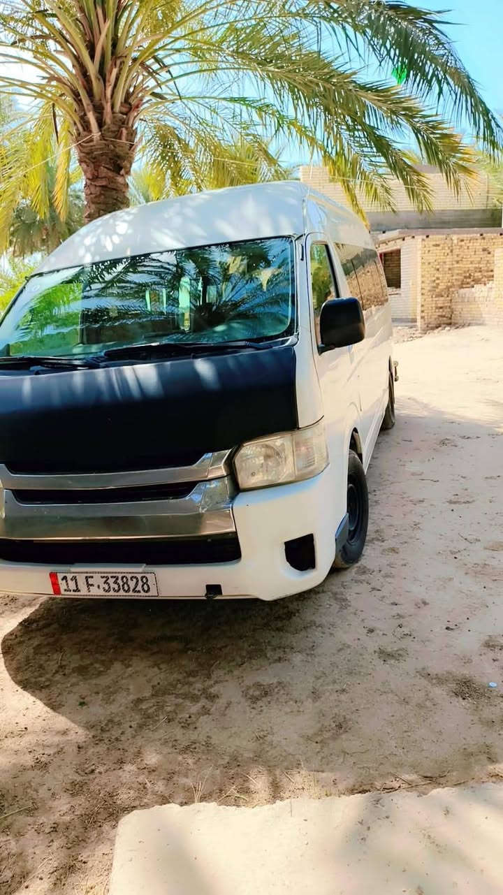 السلام عليكم سياره للبيع هايسه موديل 16
***********
