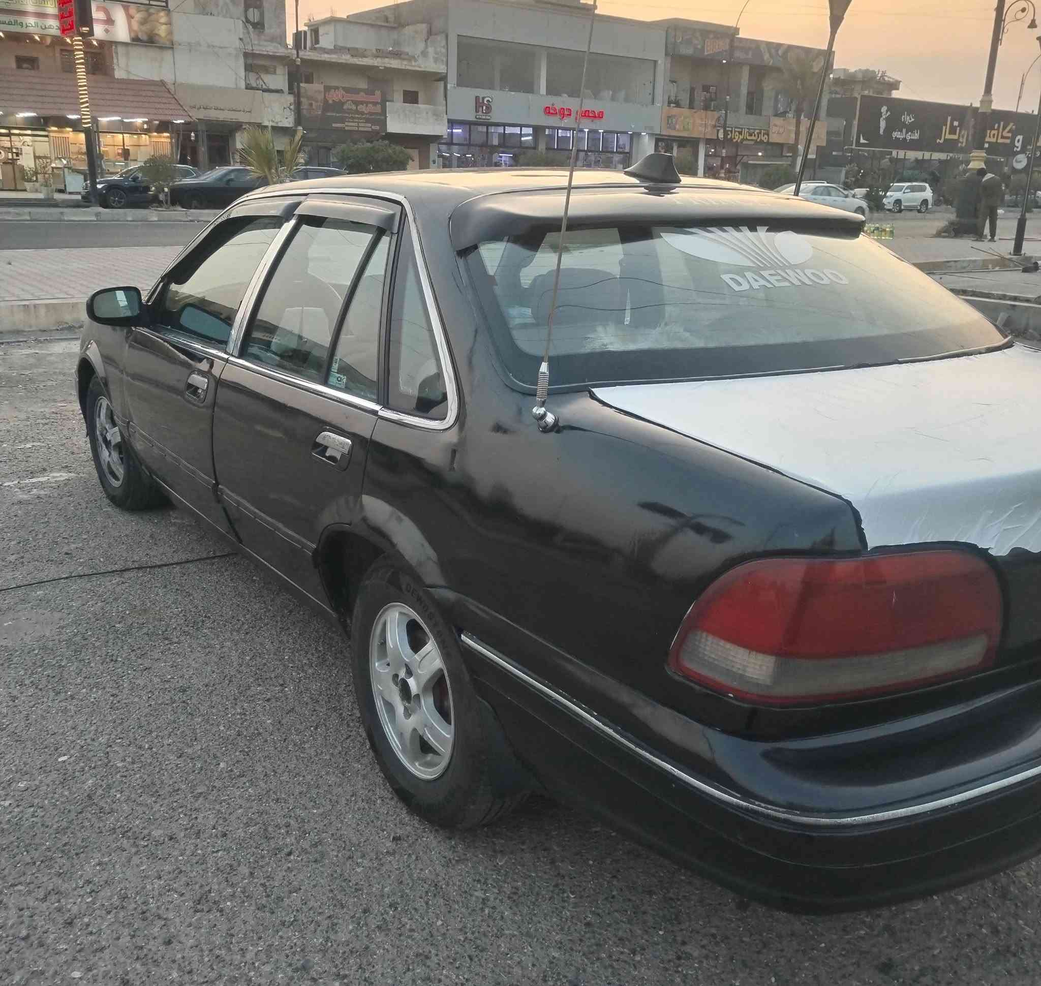 سلام عليكم دايو فراشه للبيع موديل 1996 صبغ عام كير عادي كير محرك صدر كله شرط رقم دولي سنويه 2030 بأسمي هزه جديده السعر 25 وبيها مجال ***********
