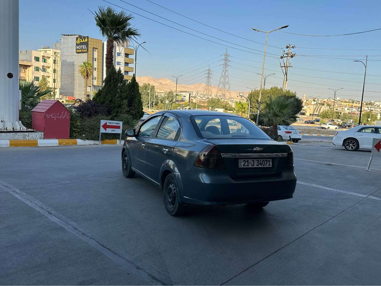 شوين سليماني 
***********
أفيو ٢٠١٠
گير عادي گيرو مه كينه به شه رت ته بريد سارد كه رم به شه رت كاره باي كامل مه زبوته سه نه وي تا ٢٠٣٠ نويه ده بيشو دوا شان سه قفي بي ده عمه بي ته قه و ره قه يه هه زه تا زيه ٤٣ كه لا كه ميك مه عامه له السليمانية, العراق
