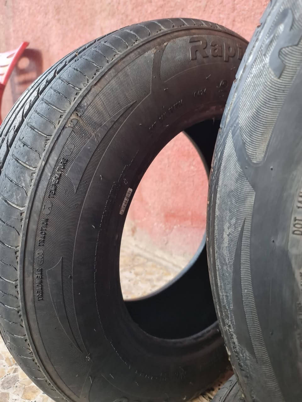 للبيع تخم نظيف جيد جدا سعره 100 وبيه مجال حق الجيه مال برنس *********** حي اور
