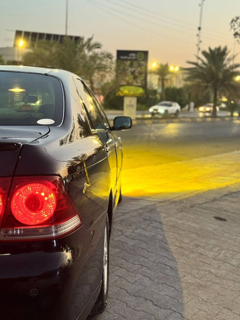 للبيع شاهينه رقم بصره نكليزي مميز 2004 قماره والباقي كفاله
شاصي 82
3 دكم فتحه
السعر 120 وبيها مجال 
مكان نجف الاستفسار ***********
