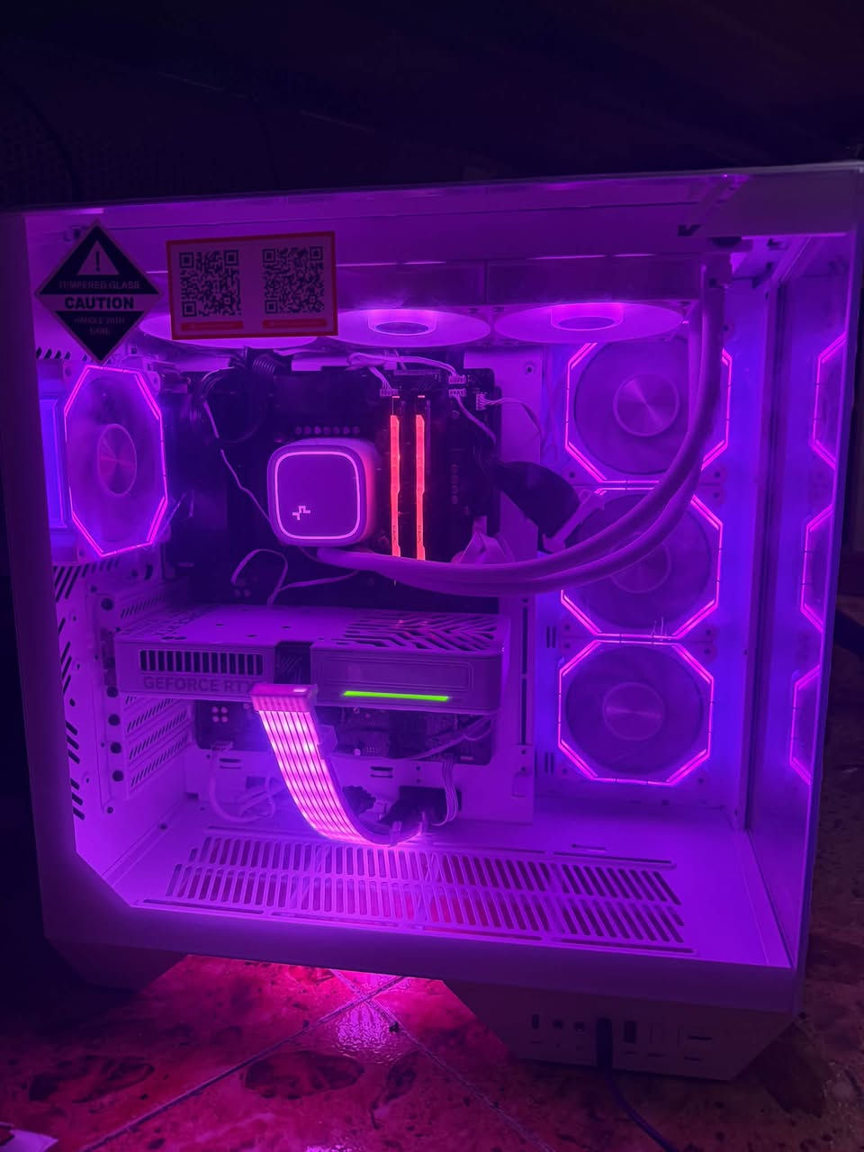pc للبيع كامل غراض + كراتين
2

CPU i7 12700k

Gpu 5070 كيكا بايت 

Mb/asrock 790 z

Ram 32/3600

Storg ١ m.2  

Power 850

ضمانك سنه ع كل القطع 

مكاني محافظه بابل ومتوفر توصيل 

***********
