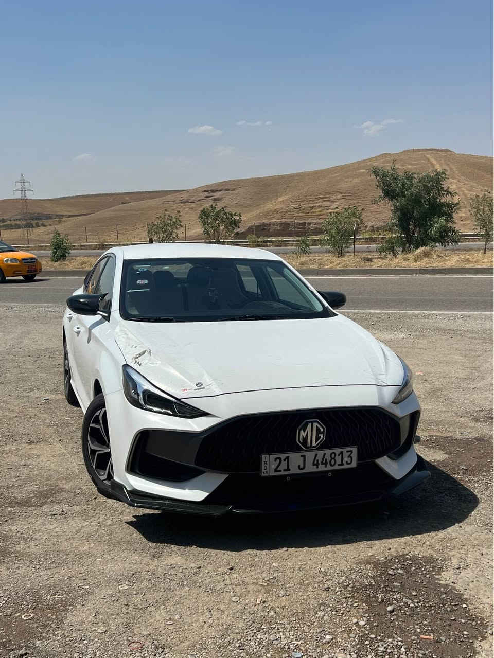 سةرةتا بةناوي خواي گةورة MG GT 2025 گير عادي لؤك لؤكة شةريكة ماوةتةوة هةموگياني بةشةرت دو بةسمة شةريكة شاشة كاميرة سوكان ڤؤليؤم تةعديل سورعة ويل كرؤم بئ بؤيان بئ سارد زؤر بة جواني ماوةتةوة هيج خةلةليكي تيا نية 250 مةسرةفي تيا نية تازة سيرفز كراوة يةك تؤزي روشاوي هةية لاي دةرگاي سةكن ئةويش زؤر كةمة 97 مةعمةلةكي زؤر كةم *********** شمشمل, السليمانية
