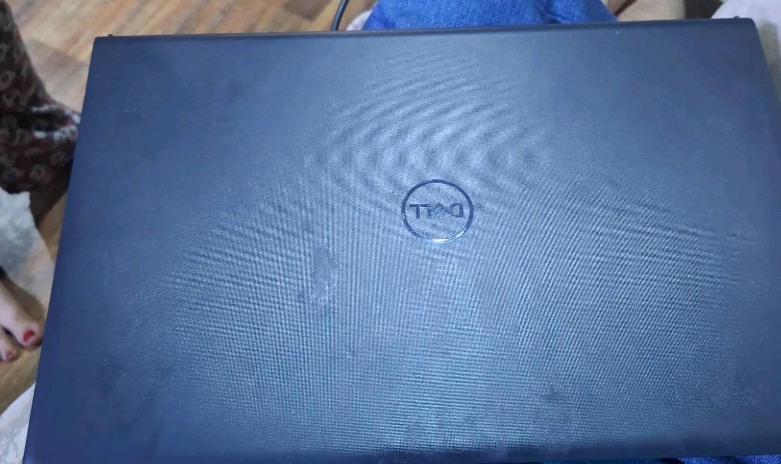 لابتوب DELL نظيف 100%