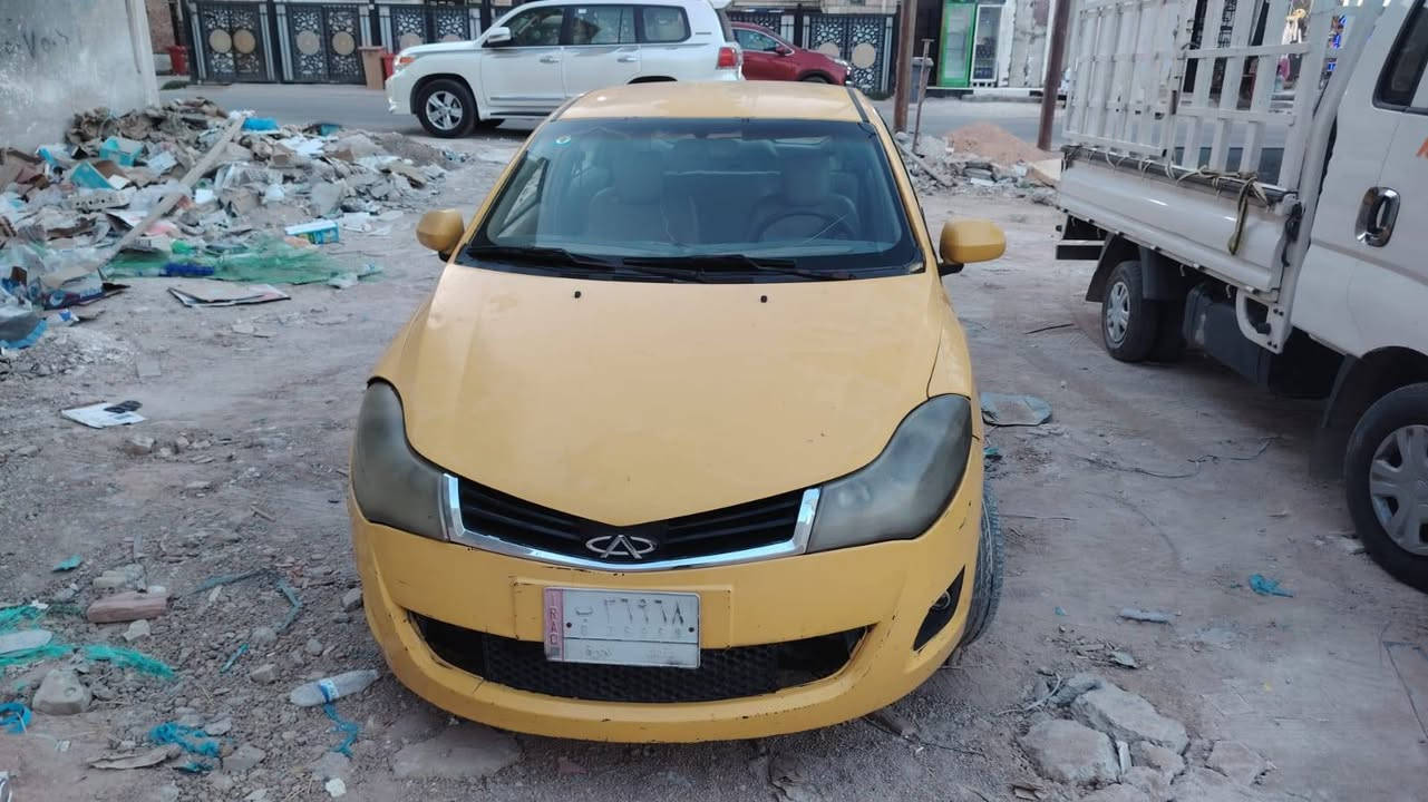 السلام عليكم شيري فلاوين 2
2011 كير جديد حاوية تجفيت محرك جديد اغراض كلهة يابانية بشرط صدر السيارة 70 بلميه يرادلهة شوية ترتيبات سنوية ماصاقطة لل 29 ضربتهة نص جاملغ ونص باب ومصلحة رقم بغداد مكان السيارة ديالىسعر السيارة 35وبيهة مجال قليل /  ***********
