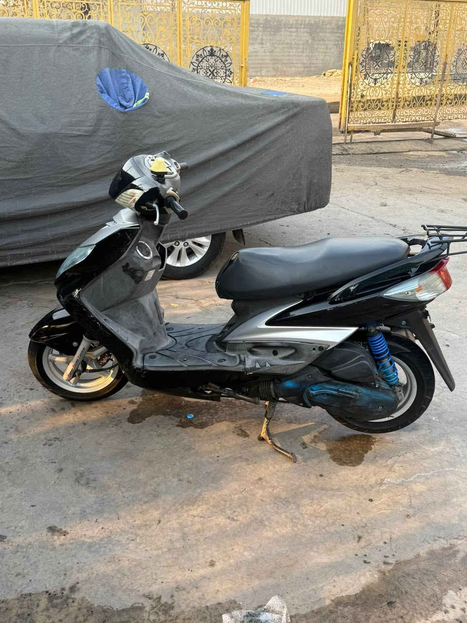 سكنس فحل نوزل  دراجه نضيفه بيها ضرر واحد بيها بس ولفات الدراجه مكفوله المكان الشعب السعر خاص ***********
