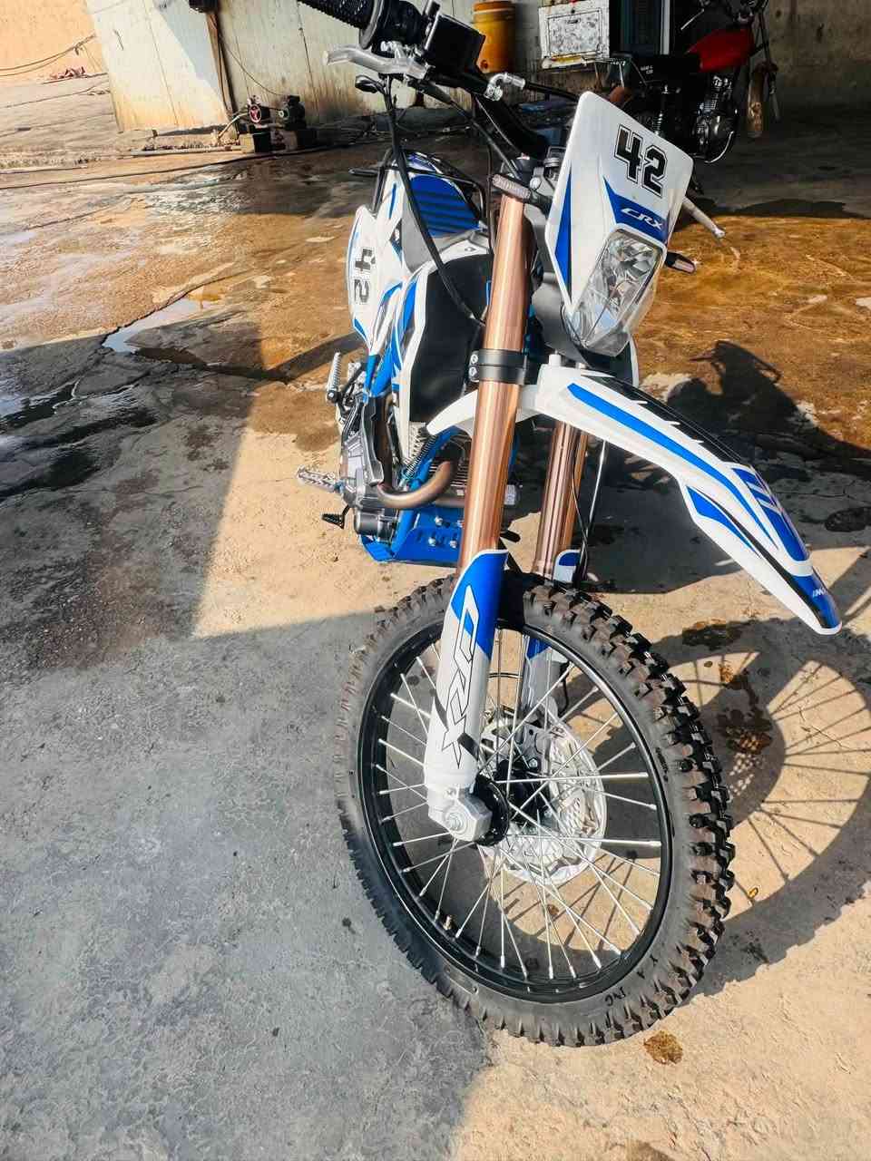 قفاز • موديل ٢٥ • مكينه ٣٠٠