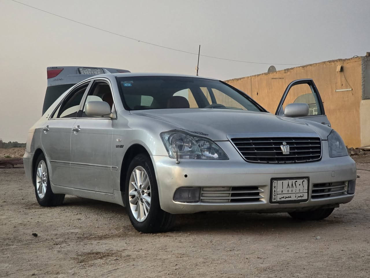 شاهينه 2004 مكفوله محرك 2500 شاصي 80 رقم بصره مداور ثاني يوم السعر 125 وبيها مجال مكاني ذي قار قضاء البطحاء اتصل او واتس اب ***********
