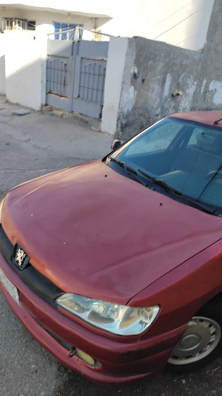 سلام عليكم 
بيجو 306

محرك وكير كفاله وما بيهة حادث ةلا صبغ فقط بيهة جراد خفيف بنيد وقماره وجنطه مثل ما موضح كدامكم بل صوره
محرك ناعم كلش صدر جديد دوشمه الارضيه جديده لون كريمي سماعات 4شغالات سياره مال جناي ونضيفه بس بيهة شويه تلحيضات تترتب السعر 36ورقه مكاني بغداد زعفرانيه
الرقم ***********

