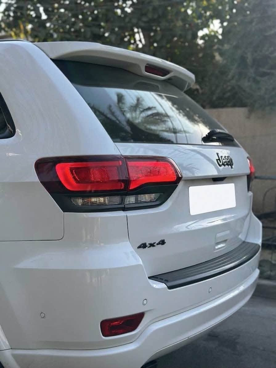Jeep 80th Anniversary Edition 
2021 - V6 3.6L
61 Mile 

خليجي هارلم ٢٠٢١
ابيض داخل احمر 
رادار امامي 

كفالة عامة سونارها موجود
كير ومحرك كفالة بدون فتح

بغداد - حي الجامعة 
***********
