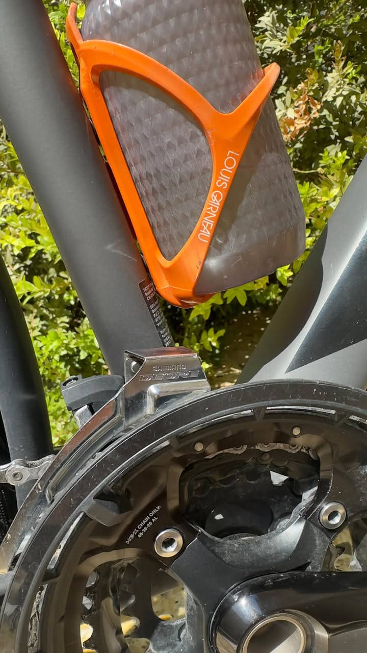 للباحثين عن القوة والتميز
وحش الترحال السويسري 
SCOTT SUB Sport20
عقرب خلفي SHIMANO DEORE XT
وباقي السستم SHIMANO DEORE
اطارات SCHWALBE GREEN COMPOUND 28
ويل SYNCROS طبقتين
دواسات SYNCROS
مقابض SYNCROS
بريكات SHIMANO هايدروليك
بوري سرج دبل RCX
سرج SELLE ROYAL
دبل امامي SA SUNTOUR NEX تحكم فتح وقفل
وايرات دفن
لايت وبكلايت داينمو 
قياس الدراجة M
مع سيباية مدمجة مع الجاملغ بلادي من الشركة 
نضافة الدراجة 99‎%‎
للأستفسار *********** واتساب
او المراسلة عبر الماسنجر
