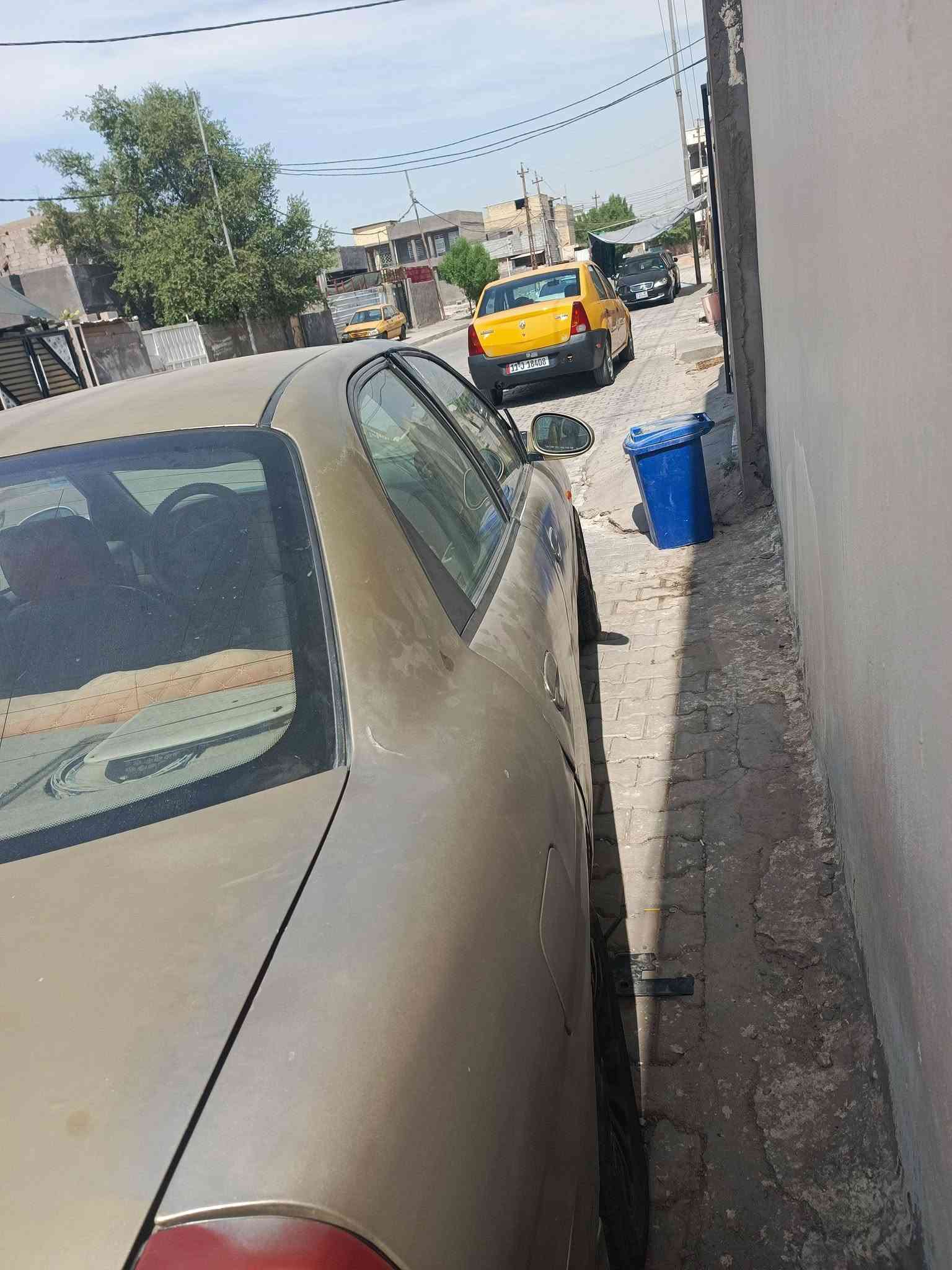 السلام عليكم
دايو نوبرا موديل 2000
السيارة كير جديد قبل ٣ ايام شادة بعدة بل ضمان
محرك كلش نضيف
رقم بغداد انكليزي بأسمي
نقوصاتها بريكها فاكس
وبيها مشكلة بل داينمو
يعني ابيعلك كوم حديد
سعرها 25 
مكاني محمودية
***********
