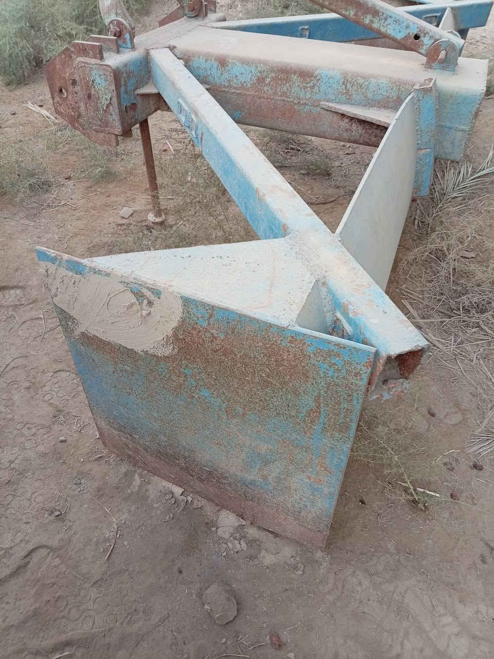 حديد ثقيل • ١٢ ملم • النجف مشخاب