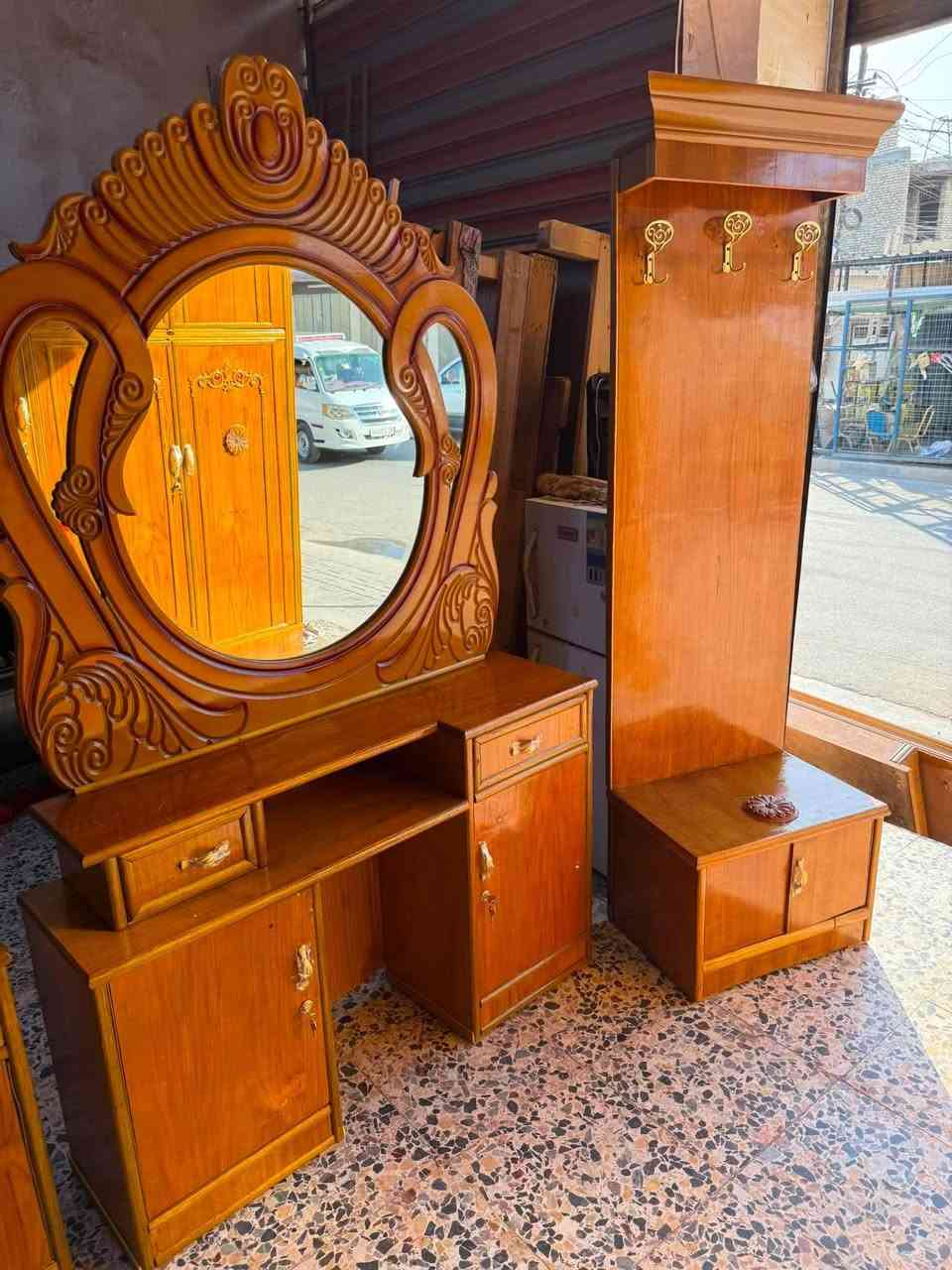 السلام عليكم 
غرفه صاج عࢪاقي مستخدام 
غرفه5/ابواب 📌
السعر 580
نضافه 80/💯 
معا نقل فقط داخل بغداد 
العنوان بغداد مدينة الصدر للحجز والاستفسار الاتصال على وات ساب ***********
