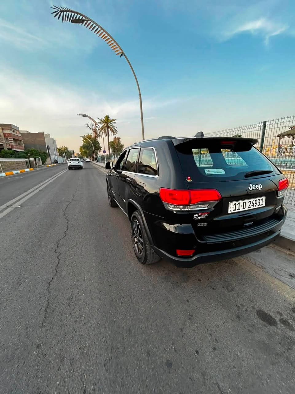السلام عليكم للبيع
*Jeep Grand Cherokee* 2017 (للبيع) فقط 

.. ماشية 100. السيارة بأسمي بدون حادث فقط بارد بسيط جداً وصبغ مثل ما موضع بال سونار. مكاني الكاظمية رقم دولي الجديد ما بيها اي مصرف جديدة السيارة جدا 

اي استفسار اكثر 

*********** 

ما متواجد ع الفيس والواتس فقط اتصال

السعر 177 وبيها مجال بسيط
