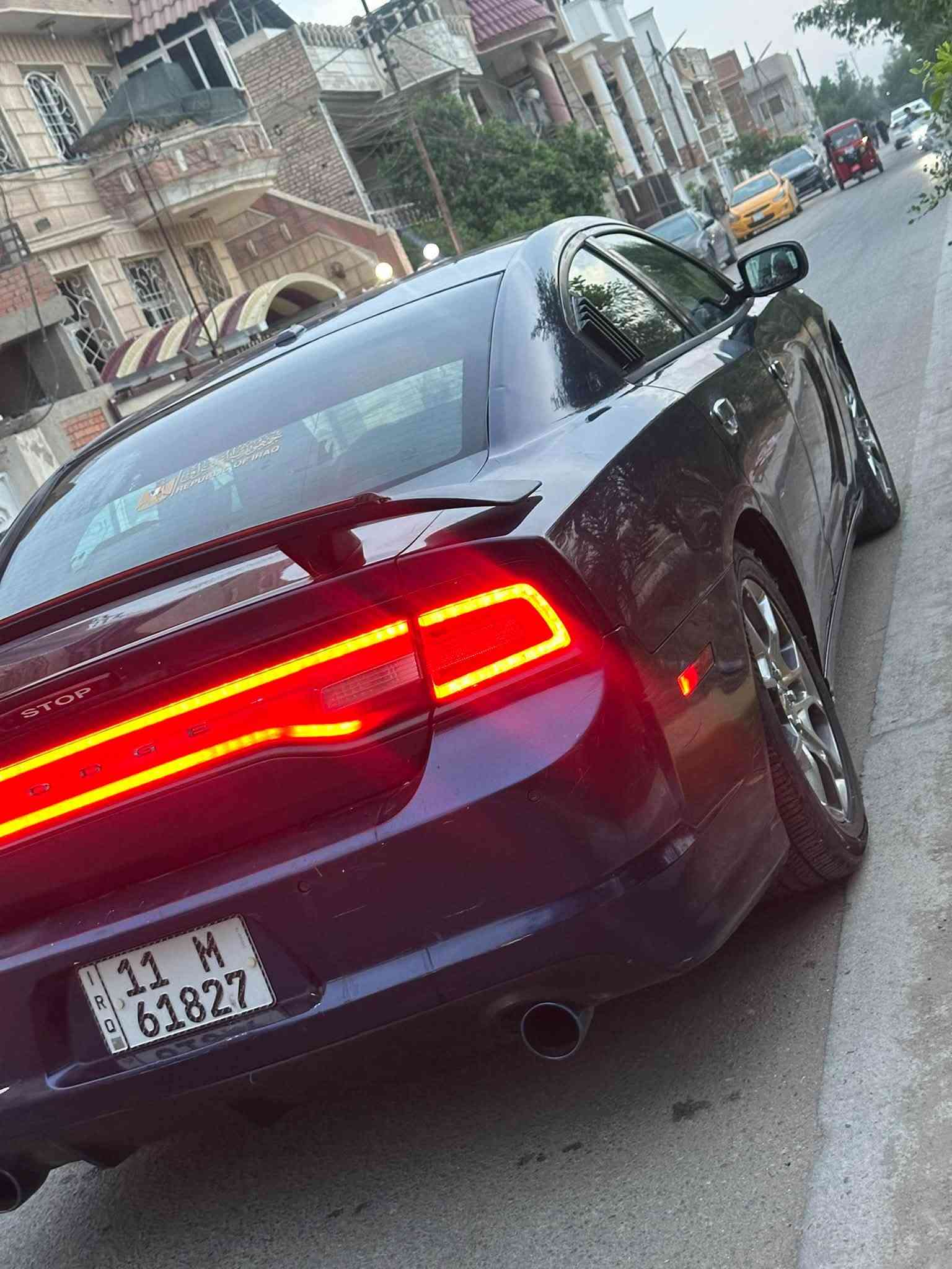 سلام عليكم
جارجر موديل 2013 كندي
 رقم بغداد جديد 
سياره جازه من كلشي 
محرك 6 سلندر 
سياره بدون دواخل 
سونار مرفق بل منشور 
العنوان بغداد الشعب 
 السعر  103
***********
