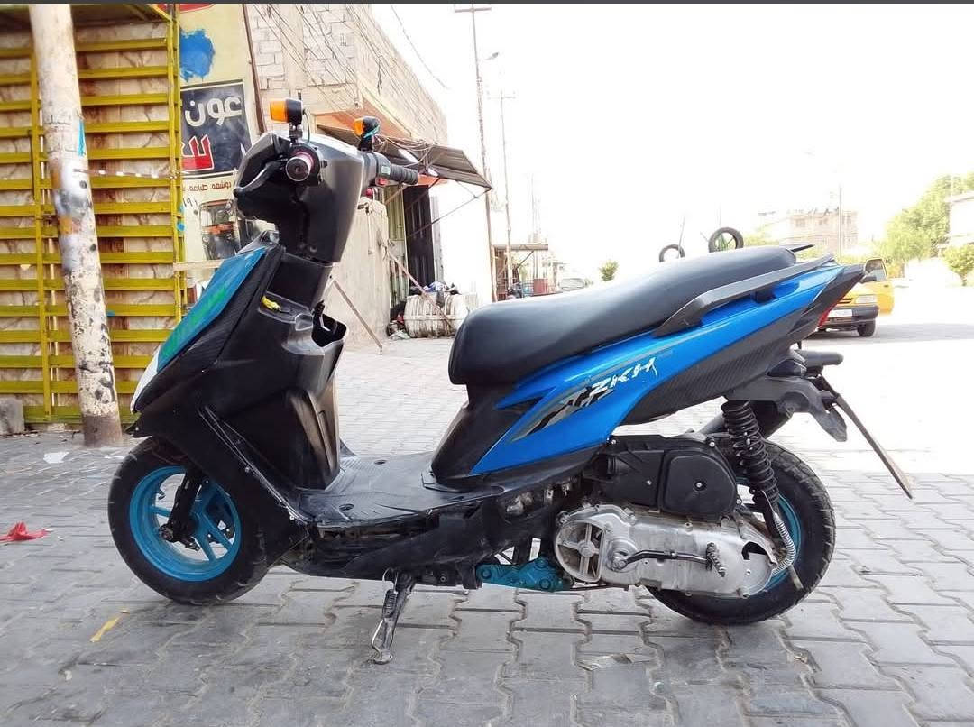 شباب دراجه للبيع ماكس بصمه مضلع ياباني  كهربايات شغاله
سلف شغال دراجه لاتنقص ولا تبخر سعر 350وبيهه مجال  بيك خير وتدلل تواصل عله هاذه الرقم ***********مكان كربلاء ام الداخلي
