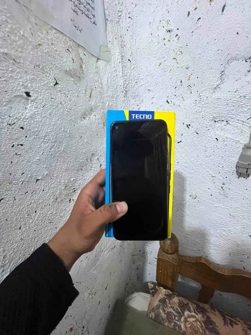 سلا عليكم العنوان كركوك منطقة العروبة جهاز تكنو سبارك 5برو الجهاز ذاكرة 128رام 4بطارية 5000بصمة اصبع بصمة وجة كلشي شغال حتة الكارتونة مالتو ويا الجهاز فقط مبدل ايسي شحن سعر الجهاز 70وبي مجال الشراي يجي خاص او يتصل عل واتساب عل رقم *********** العنوان كركوك منطقة العروبة
