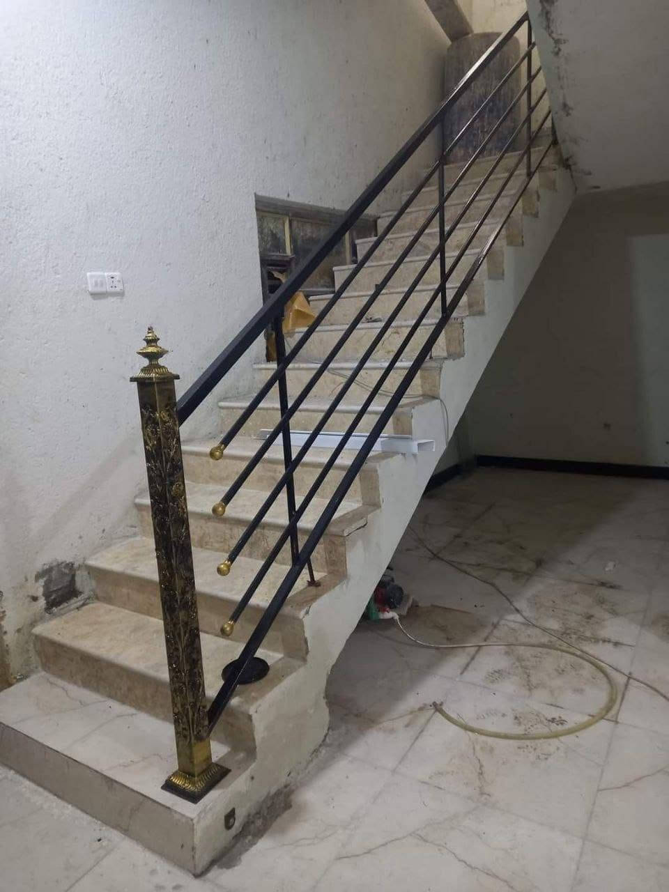 حداده عامه سقايف صطوح كراجات ابواب شبابيك مراجيح
***********

***********

نص مكتوب في الصور:
- منتظر حداد عنواني ابي الخصيب ***********
- منتظر الحداد
- ***********
- منتظر الحداد ***********