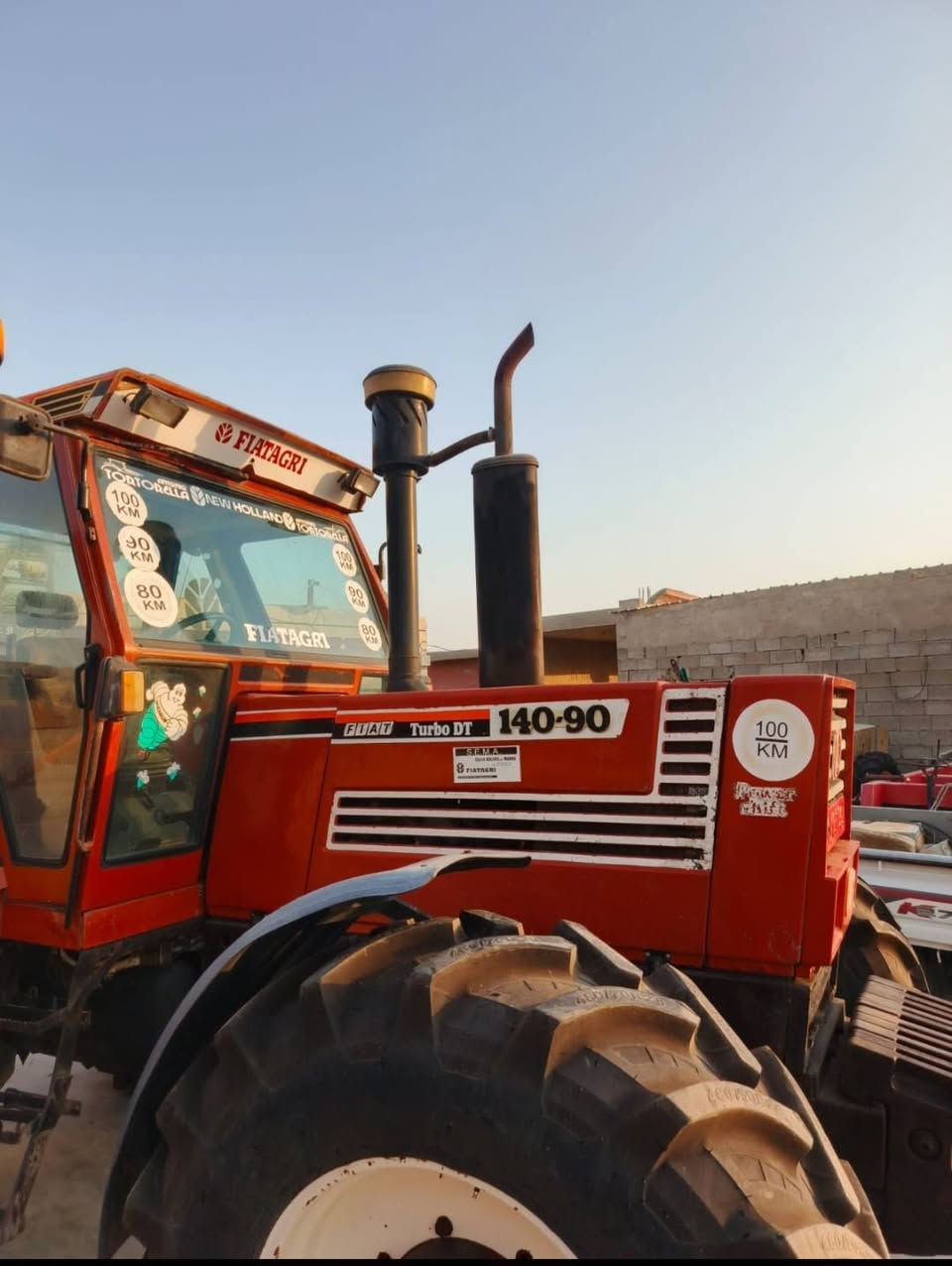للبيع فيات منفيس حجم 140 نص اوتماتيك نظيفه ومكفوله فول مواصفات

السعر 55 وبيه مجال وترهم قسطين
*********** الزبيديه
