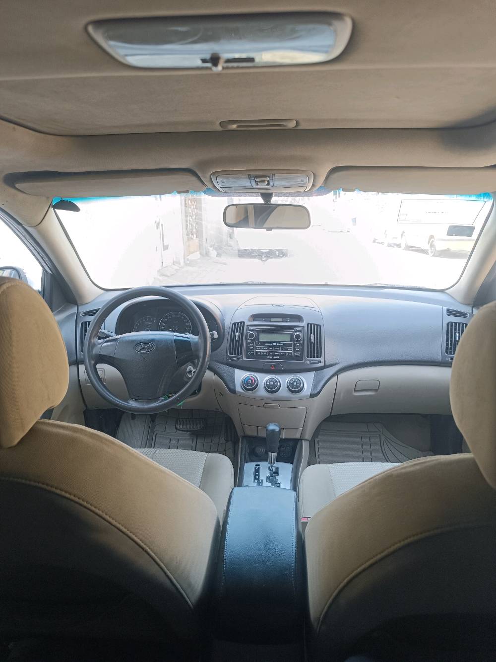 للبيع النتره مديل 2011 
محرك 2000 رقم بغداد جديد
كير ومحرك مكفول تبريد ثلج
بيها صبغ 5 قطع سونار موجود 
السعر 90 وبيها مجال قليل سياره مال جناي  النجف الاشرف ***********