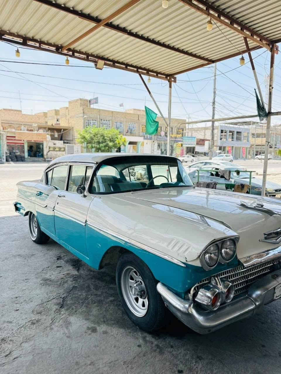 عشاق الانتيكات 
شوفر ليت  موديل 1958 مكينه اصليه تبريد سبلت على السويج كير مكينه جدد بالكارتون   
السياره مجهزه بالكامل 
التواصل ***********
