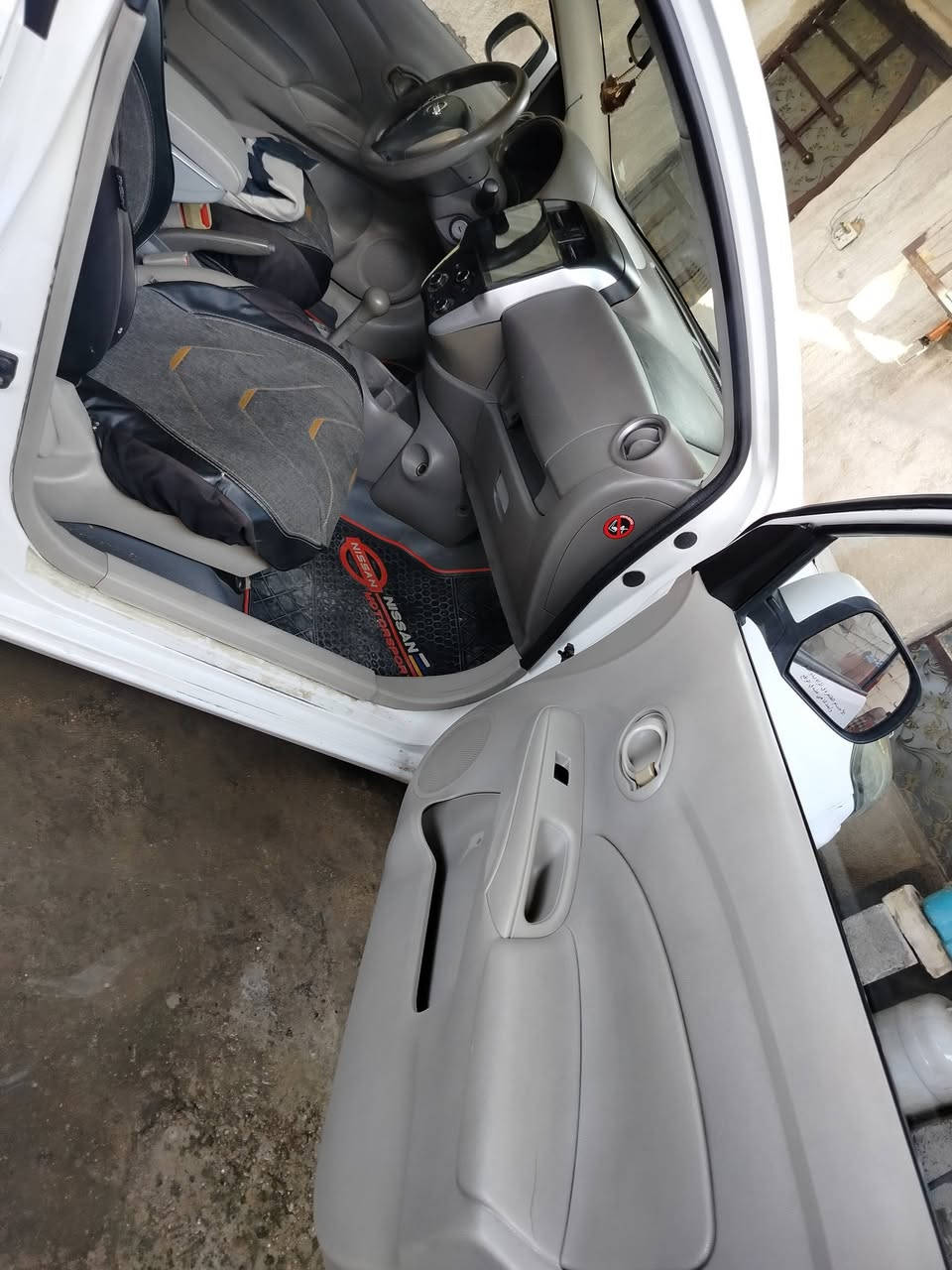 سلام عليكم
نيسان سني هندي بليته زركه 
موديل 2018
بيهه فقط بنيد امبدل والجاملغ الايمن صبغ بدون ضرر
مكينه كير كفاله 
سنويه 2030
ماشيه 196الف
تبريد الفان بي صوت 
صدر جديد 
السياره جاهز الله شاهد 
السعر 83وبيهه مجال 
العنوان/بغداد الحريه 
رقم الهاتف ***********
رجأ الموشراي لا يتصل
