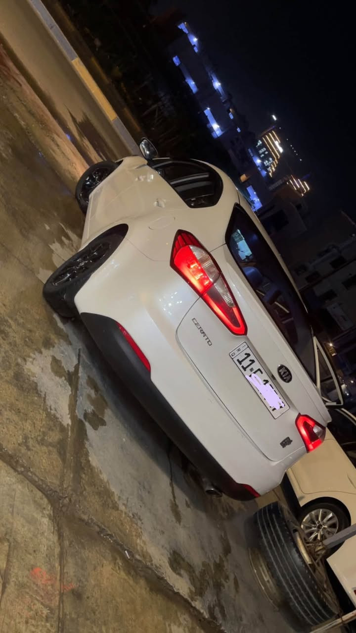 السلام عليكم كيا سيراتو موديل 2015خليجيه لون ابيض صدفي
ماشيه 164

محرك 1600دوش 

رقم بغداد 

شرط التحويل 

تحكم ستيرن جهتين

كاميره خلفيه

5ويل كب 

صدر امامي جديد والخلفي نص عمر 

زوج تايرات امامي جدد والخلفي تعبانات

السياره بدون قطرة صبغ فقط الي 

مأشر عليهن بلصور ع البارد يرجعن موس شوفت عينكم

وحالوب جدآ خفيف بلقماره ممبين 

سياره ناعمه بلمشي وحلوه مال جناي 

تجي وتشوف بعينك وتفحص 

مابيع بلتليفون 

رجآ اقرأ المنشور زين يلا تخابر 

اي ستفسار بعد هذا رقمي *********** بي واتساب 

السعر 118 وبيها مجال حك جيتك وعلى راسي 

اوني بخدمة الطيبين

متعجبك چنك ما شفتها

مكاني بغداد المنصور
