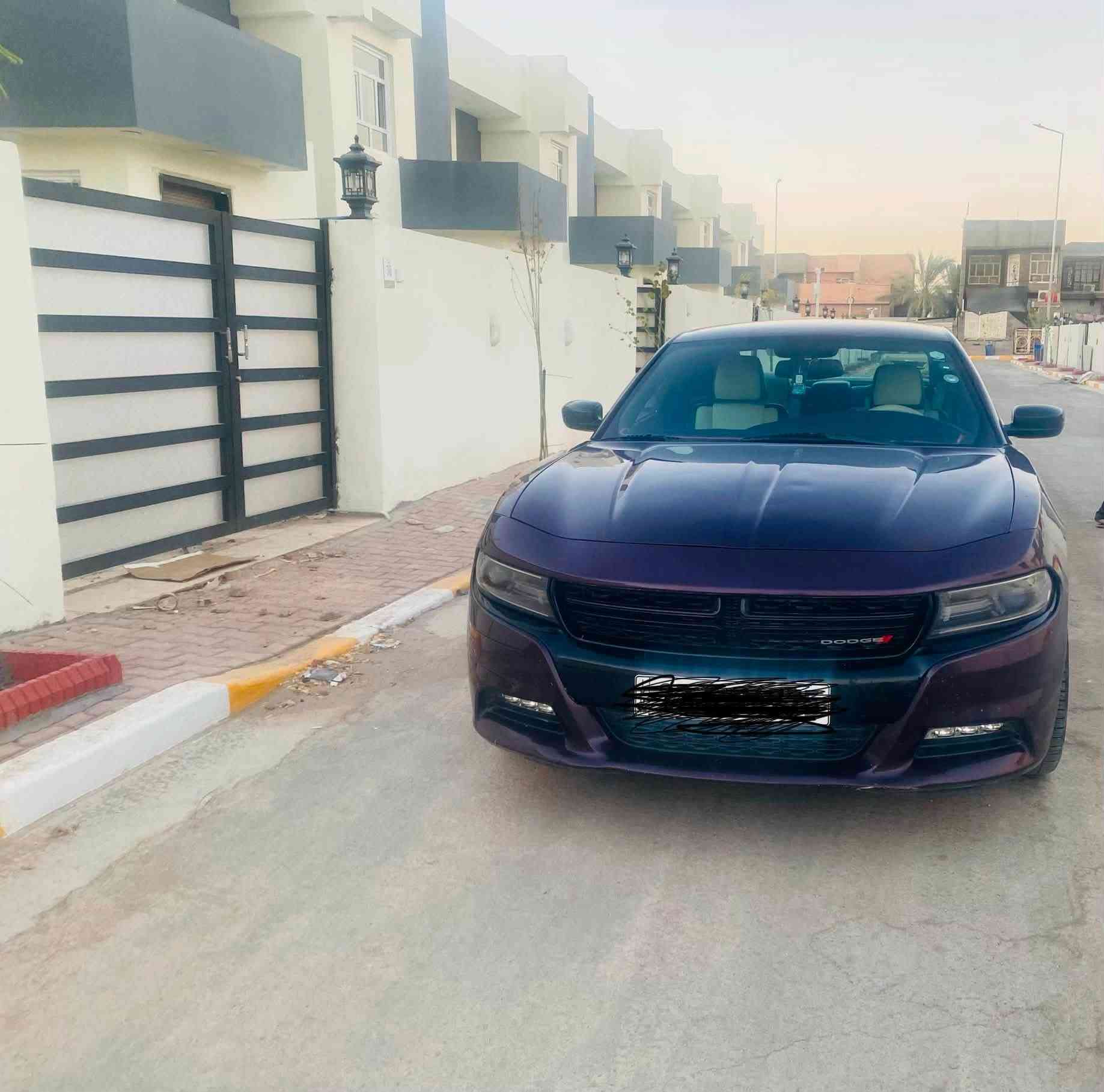 اللون بنفسجي رقم اربيل باسمي
الفئه sxt بلاك توب 
6 سلندر 3:600
ماشيه 47 
حادثها جاملغ تبديل وربع صبغ باب السايق 
لغد شاصي مكفول 
مكان السياره بابل 
لبيع اومراوس باقل 
***********
السعر 200 وبيه مجال
