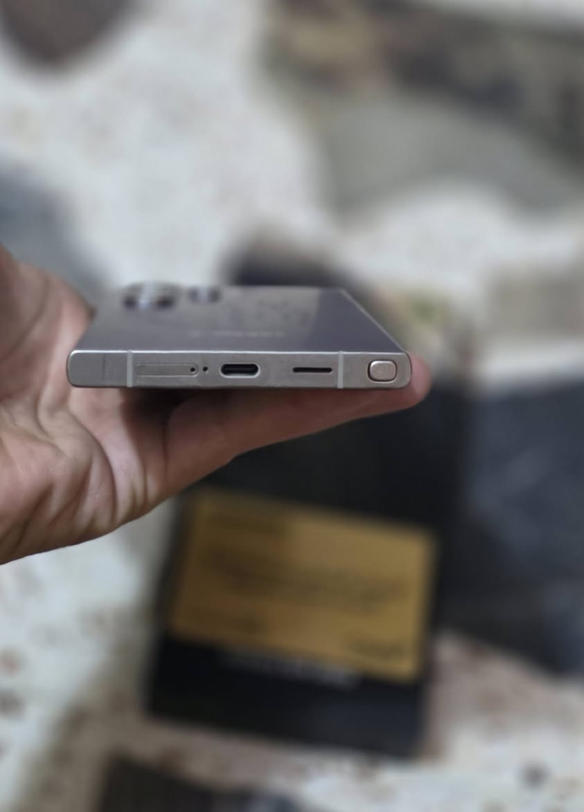S24Ultra ذاكره 256 ?رام 12جهاز مكفول نضافه فول كامل ملحقات مع كفرر لون مميز جهاز للبيع السعر
٩٤٠ الف مكاني بغداد  م ص لاتصال ***********
ملاحضه 🥰لا يوجد توصيل 
S24Ultra ذاكره 256 ?رام 12جهاز مكفول نضافه فول كامل ملحقات مع كفرر لون مميز جهاز للبيع السعر
