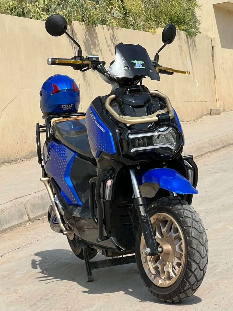 اباتشي جيل 5 ( 2026)
اللون الازرك وذهبي مميز
وبطارية العدد 6 كرافين 38 امبير مسطرة 
بريك رياضي دهن 
درع حماية كامل 
تاير جبلي 120 - 70 - 12 
شاشة ذكيه تقرء العطلات
ملف 3000 واط نحاس اصلي

سرعه حقيقي 88 
دبل اشارة - نظام بك 
تمشيك 80 كيلو 
دبل سويتج وبصمة
ماشي 1450 فقط 
السعر 1300 وبي مجال قليل
الرقم اتصال : ***********
واتساب: ‪+964 774 905 3348‬
