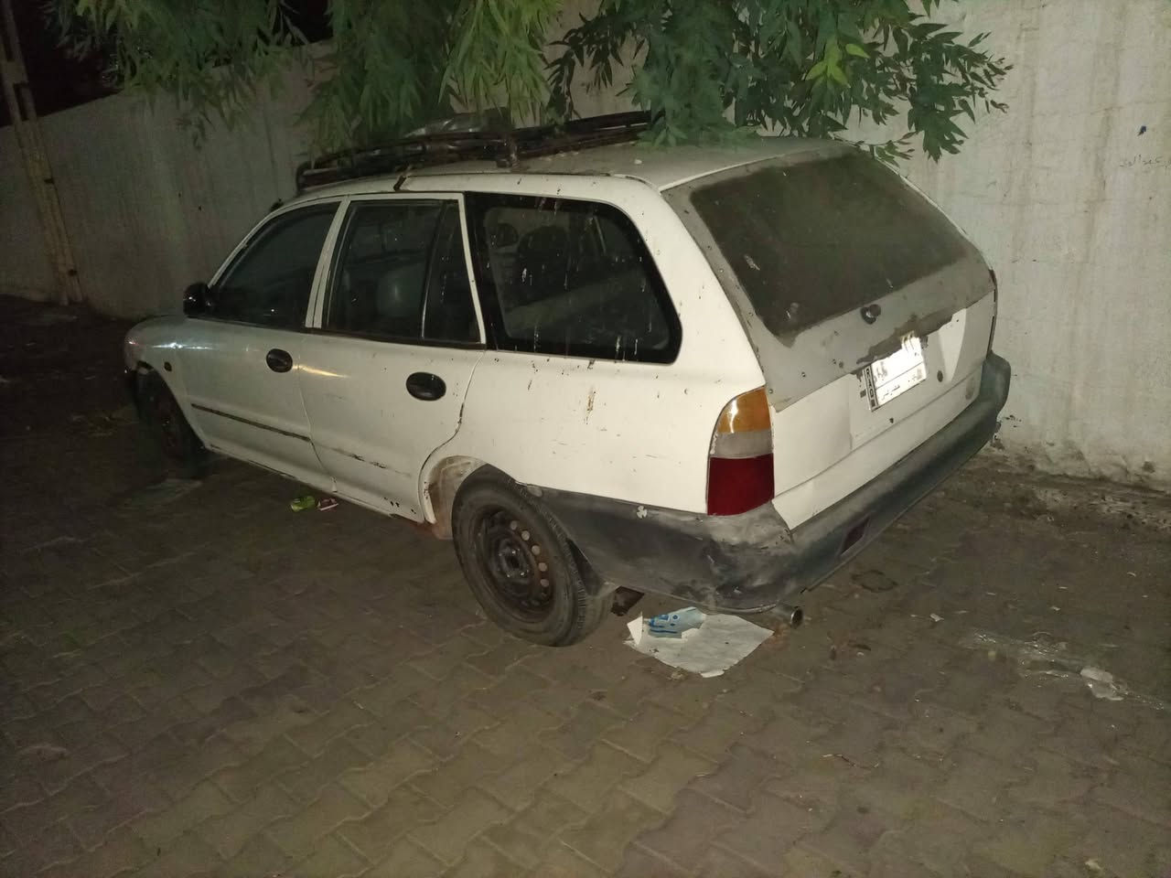 سلام عليكم سياره  ستيشن الانسر محرك وكير نظيف مكان بغداد حي الخضراء سعر 32ورقه وبيه مجال حك جيه تواصل***********واتساب
