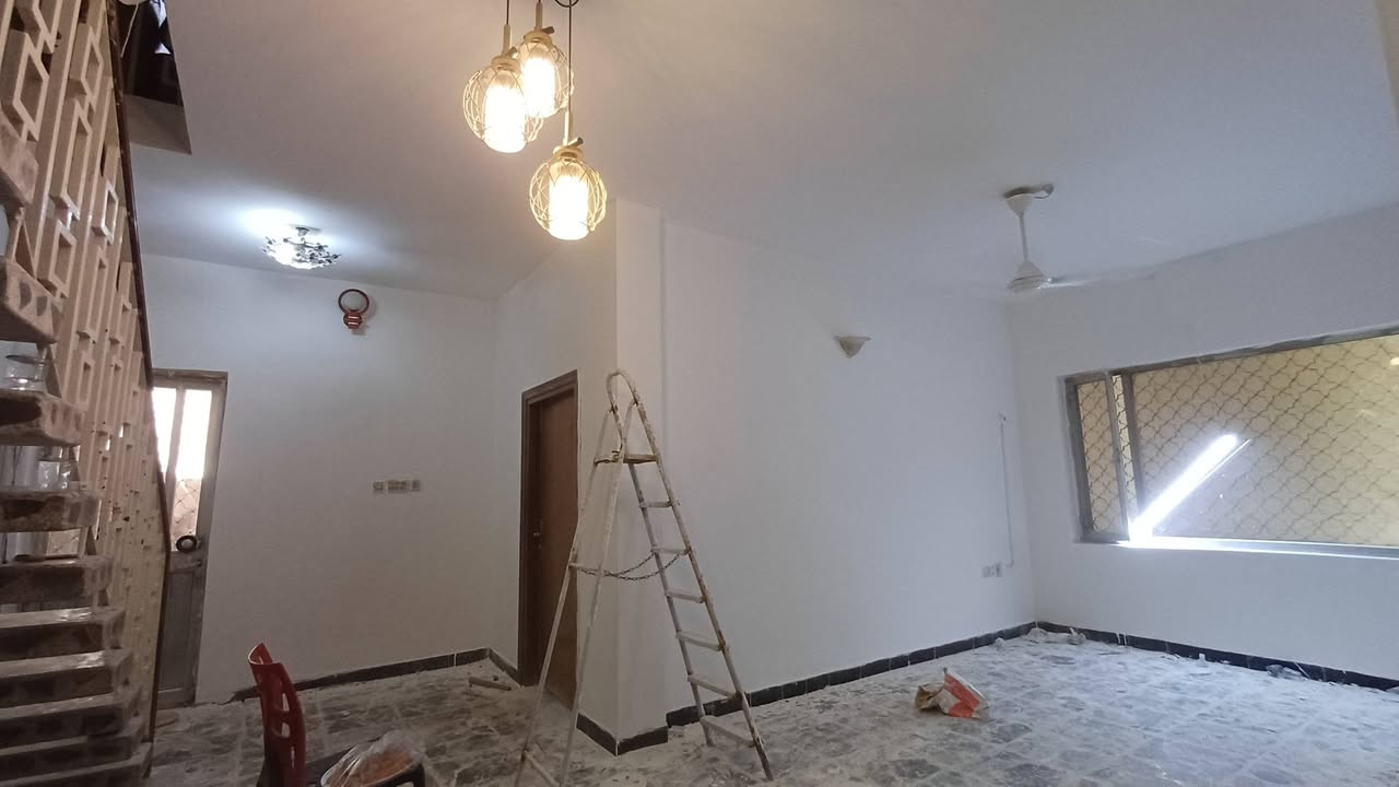 🔨 إعلان صيانة ترميم الدور والمحلات 🔨

إذا بيتك أو محلك يحتاج ترميم، تجديد أو إضافة، إحنا بالخدمة.

نقدم جميع أعمال:

✅ معالجه الرطوبه والتشققات +صبغ داخلي وخارجي✅عمل الجبس بورد سحبات وسقوف وبديل الرخام والخشب والحجر وعمل السقوف الثانويه بكافة انواعها بأحدث الديكورات والموديلات. تأسيس شبكات الماء +تنصيب منظمومات مرشات مزارع✅ تأسيس الصحيات (المجاري والصرف الصحي)✅ أعمال الكهرباء والسباكة ✅فتح وشد المكيفات و السبالت✅️  تبليط السيراميك والرخام✅ تبليط السطح بالشتايكر + عمل الفلانكوت . والماستك . والشربت✅️ عمل الواجهات طلس + فلين وسحبات + طلس وتطعيم سحبات  ديكورات داخلية وتشطيبات عصرية✅ حدادة عامة✅ إضافة غرف سندويج بنل✅ تنفيذ الحدائق وإعادة تصميمها✅ تنصيب منظومة كامرات مراقبة✅ تنصيب منظومه لمعالجه الارضه✅️️تشطيب كامل وتسليم مفتاح

✔️ شغل نظيف وبأعلى جودة✔️ أسعار مناسبة ✔️ التزام بالمواعيد✔️ كشف ومعاينة قبل التنفيذ

📞 للاستفسار والحجز، راسلنا أو اتصل على: ابو ليان (***********
