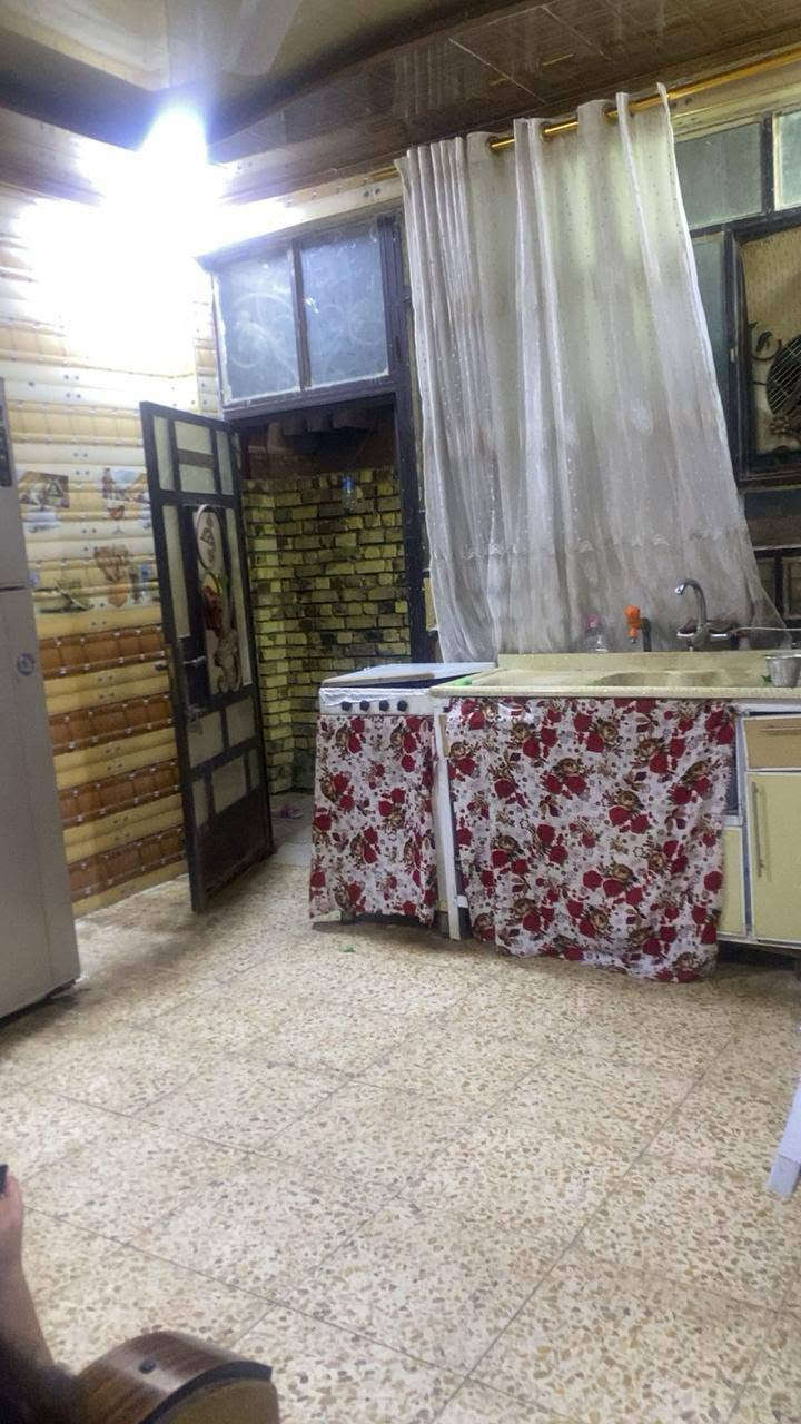 دار للبيع 200م مساحه الأبناء 100م زراعي سند 25 مقابل المحكمة الجديد  السعر 100  قابل للتفاوض اللاستفسار اتصال ع رقم ***********

