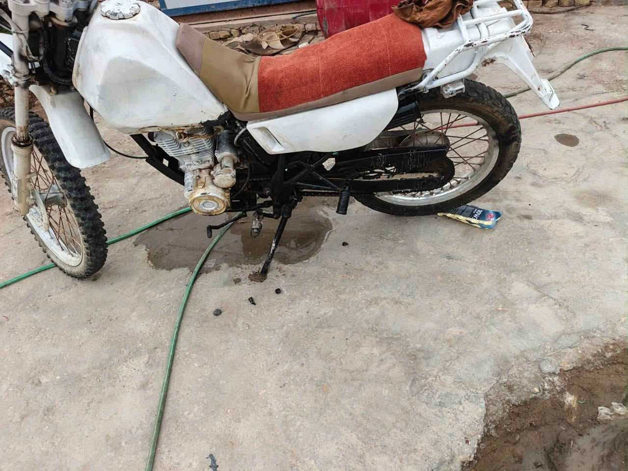 قفاز • بدون وراق • مكينه ستوته
