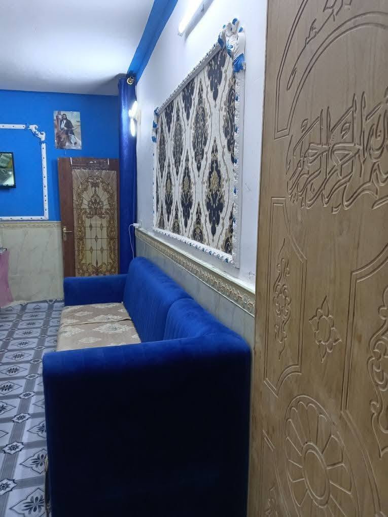 بيت للبيع في حي السفير مساحة ١٢٥ متر قرب منتزه الكفاءات وقريب سوق العبيدي رقَم ***********
ومروس بقطعة و بيع بي منطقة
