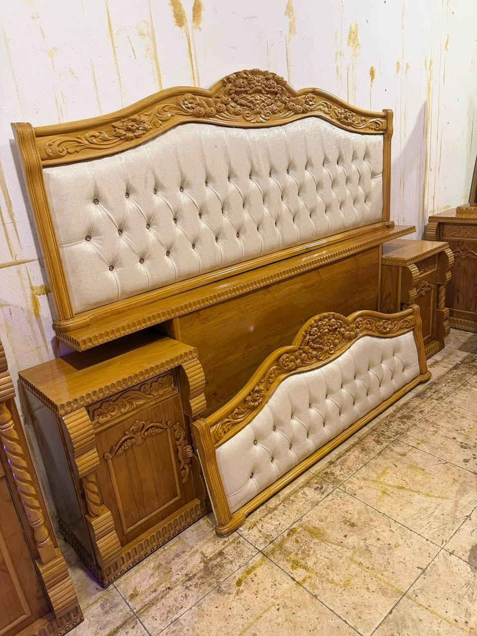 السلام عليكم
عرض خاص ومغري للعرسان 
توفر لدينا من جديد غرفه صاج 5 أبواب ملحق   5ملم فول نظافه 💯💯 نقش زان 💥 فصال حديت  
للاستفسار وتساب *********** مباشر ***********🌹 
ومستعدون لشراء الغرف النوم المستعمله و الكناتير 🌷
