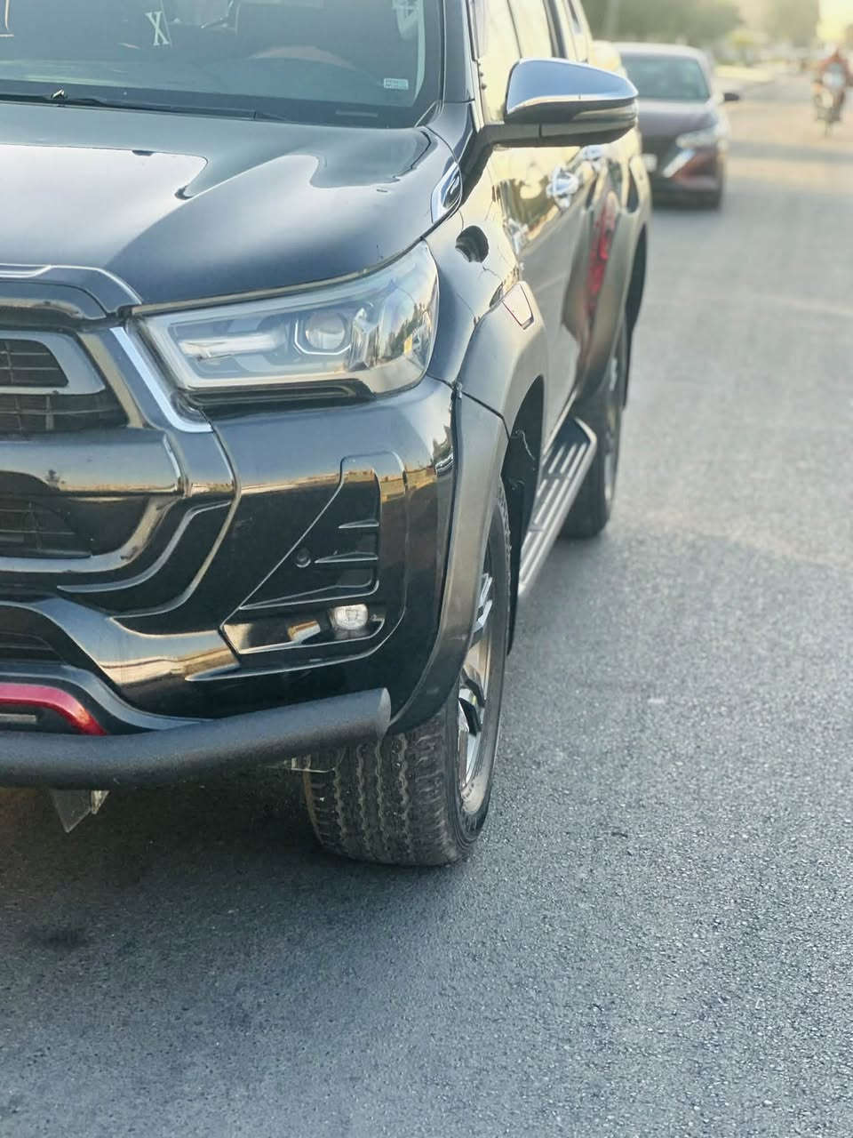 هايلوكس ٢٠٢٣ • ٩٠٠٠٠ كم • رقم اربيل