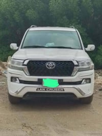 للبيع بجم لاندكروز بنيد + دعاميه + لايتات مال ١٨ والي عده مراوس بجم مو...